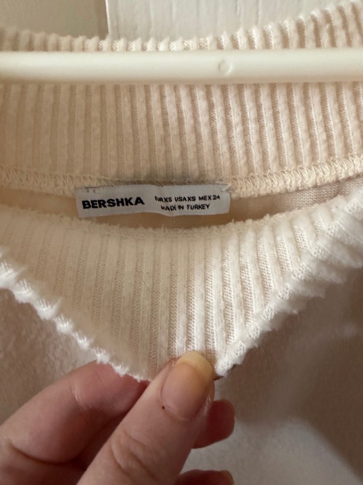 Bershka kayık yaka kazak - Görsel 2