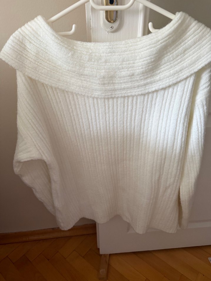 Kayık yaka triko kazak - Görsel 2