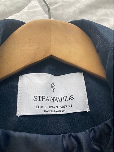 Stradivarius Kısa Trençkot - Görsel 5