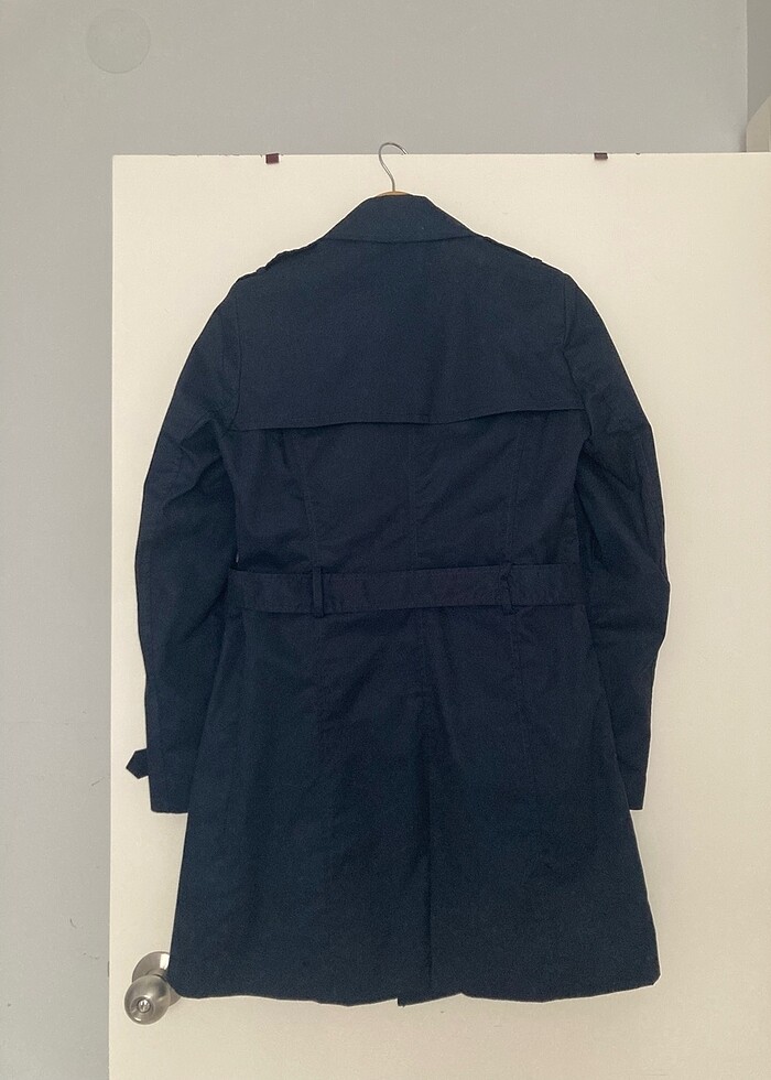 Stradivarius Kısa Trençkot - Görsel 4