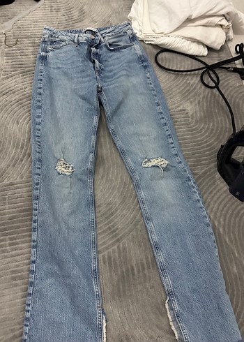 Kadın Mavi Bol Kesim Yırtık Jean Pantolon