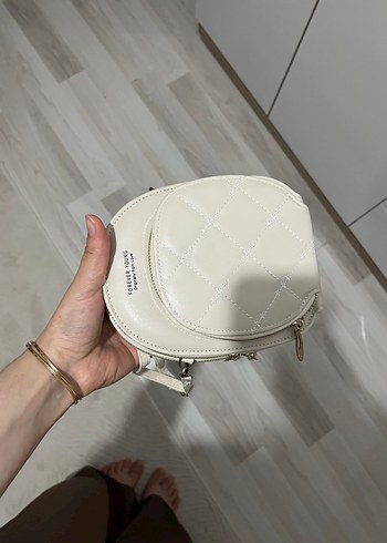 Zara Bej Kadın Yılan Desenli Fermuarlı Çanta