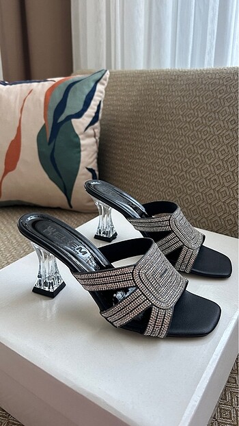 Kadın Taşlı terlik - Görsel 6