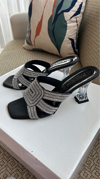 Kadın Taşlı terlik - Görsel 4