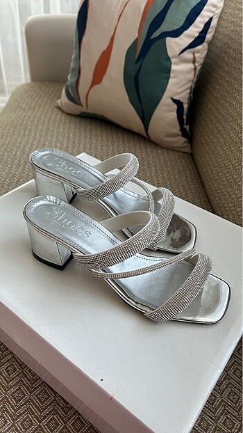 Kadın Taşlı Terlik - Görsel 6