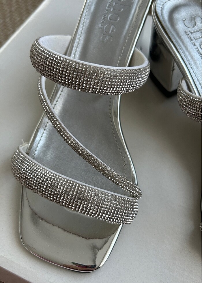 Kadın Taşlı Terlik - Görsel 3