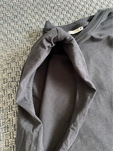 Zara vatkalı tshirt - Görsel 2