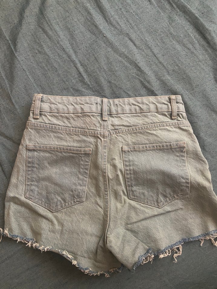 Bej Kısa Kot Şort Rahat Kesim - Görsel 3