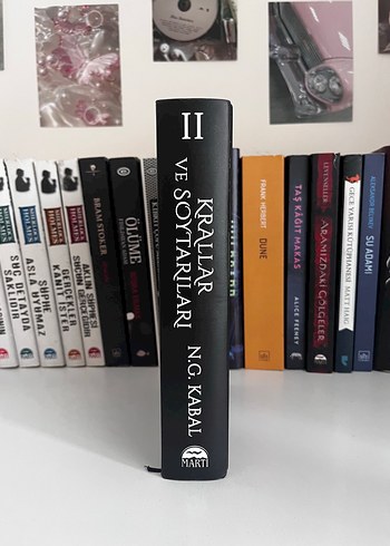 Beden Renk Krallar ve Soytarıları - N.G. Kabal