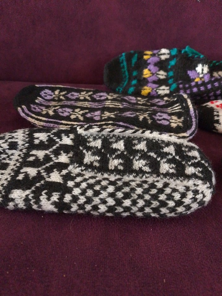 Nakışlı Örgü Kadın Ev Terlikleri - Görsel 2