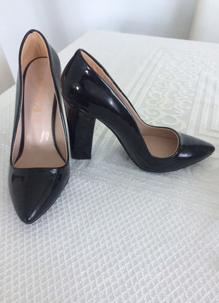Diğer Siyah stiletto