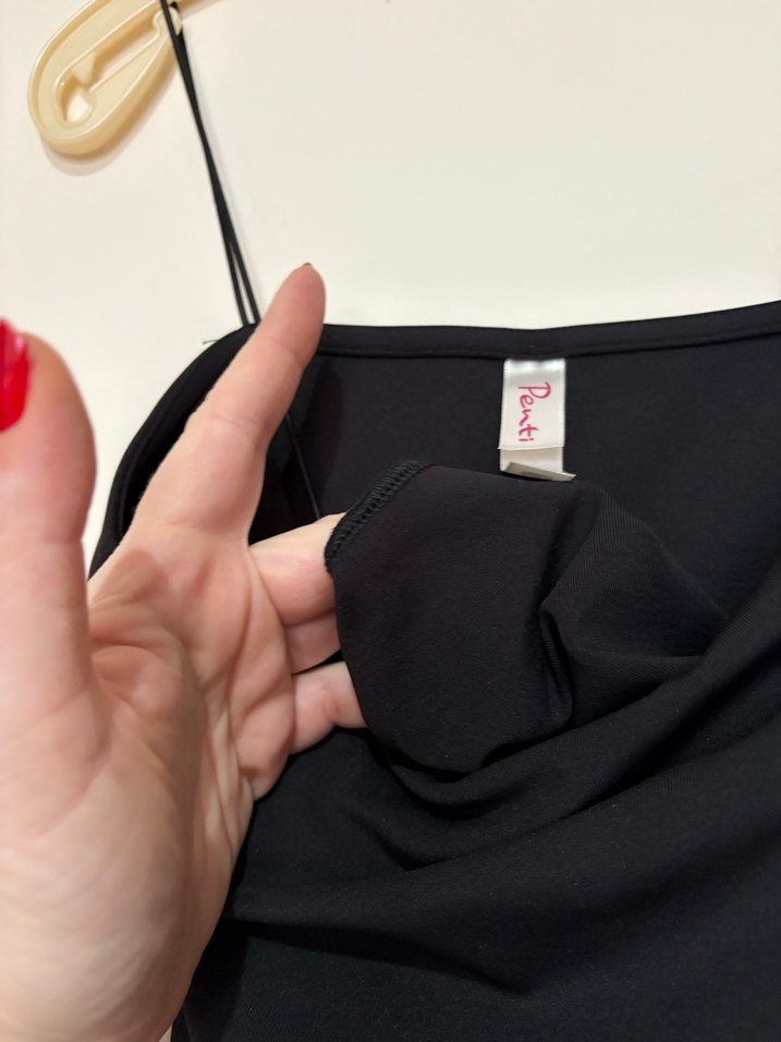 Siyah  İnce Askılı Kadın Atlet - Görsel 3