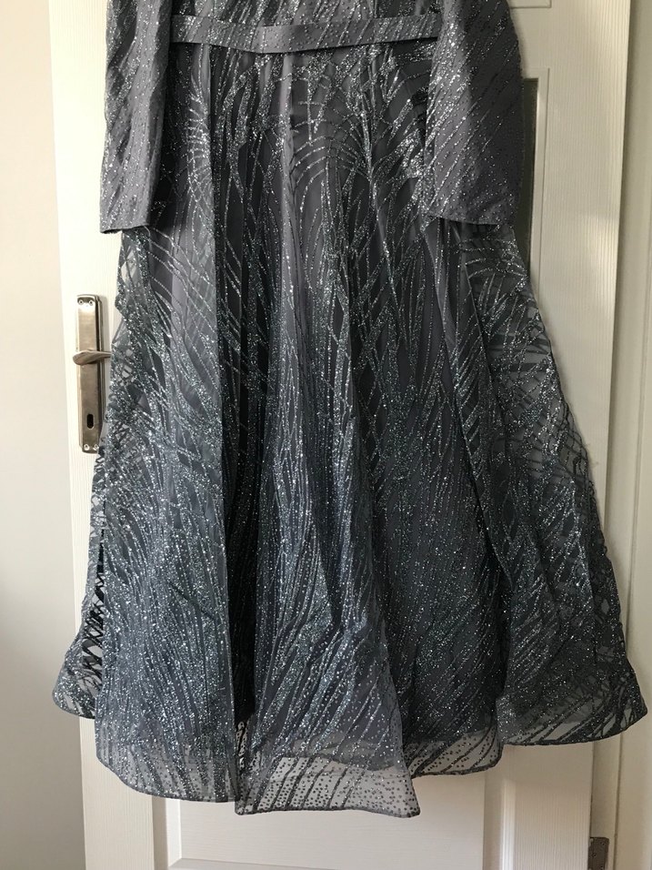 Gri Uzun Kollu Drapeli Kadın Abiye Elbise - Görsel 2