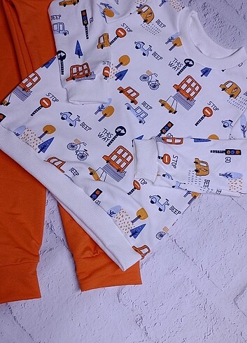 8 Yaş Beden 7-8 yaş pijama takımı