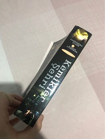  Kemikler şehri ölümcül oyuncaklar cassandra clare