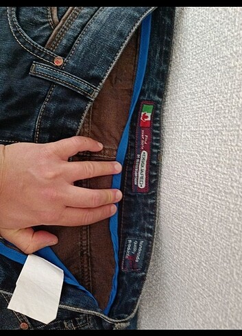 31 Beden lacivert Renk DSQUARED2 ERKEK JEAN