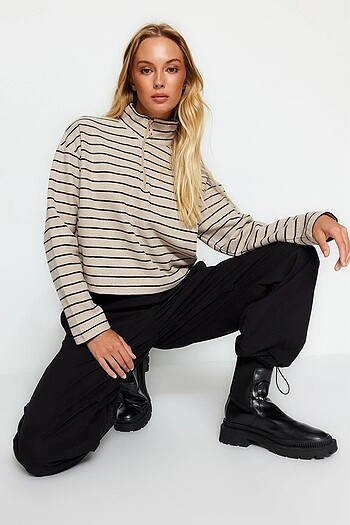 Trendyol sweatshirt