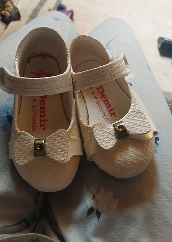 23 Beden Kız Çocuk Beyaz Ortopedik Babet Ayakkabı