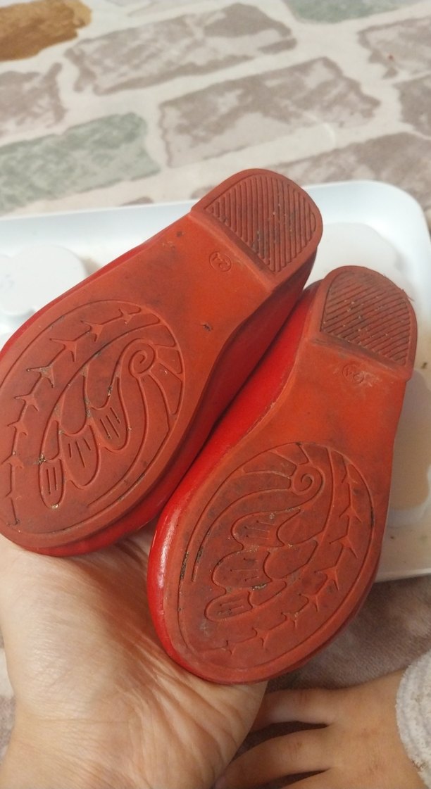 Kırmızı Tokalı Kız Çocuk Babet elbise altına çok güzel kusursuz - Görsel 4