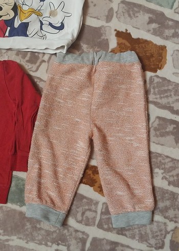 Çocuklar için renkli baskılı kıyafetler - Görsel 5