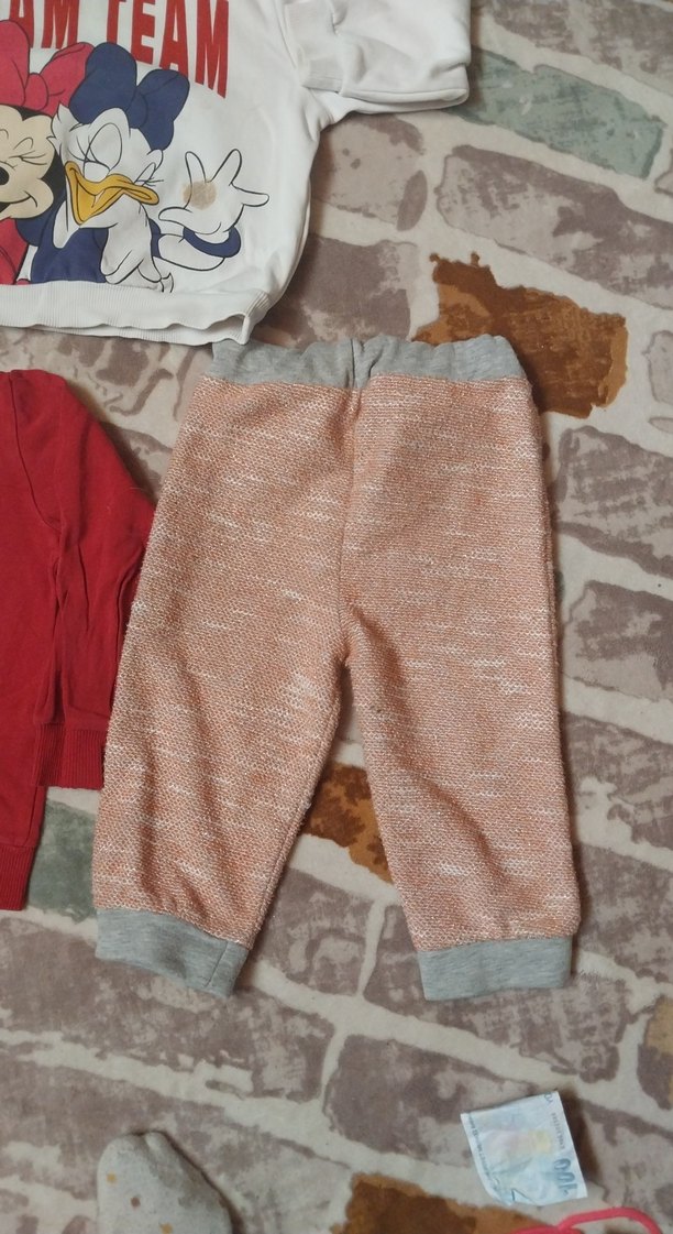 Çocuklar için renkli baskılı kıyafetler - Görsel 5