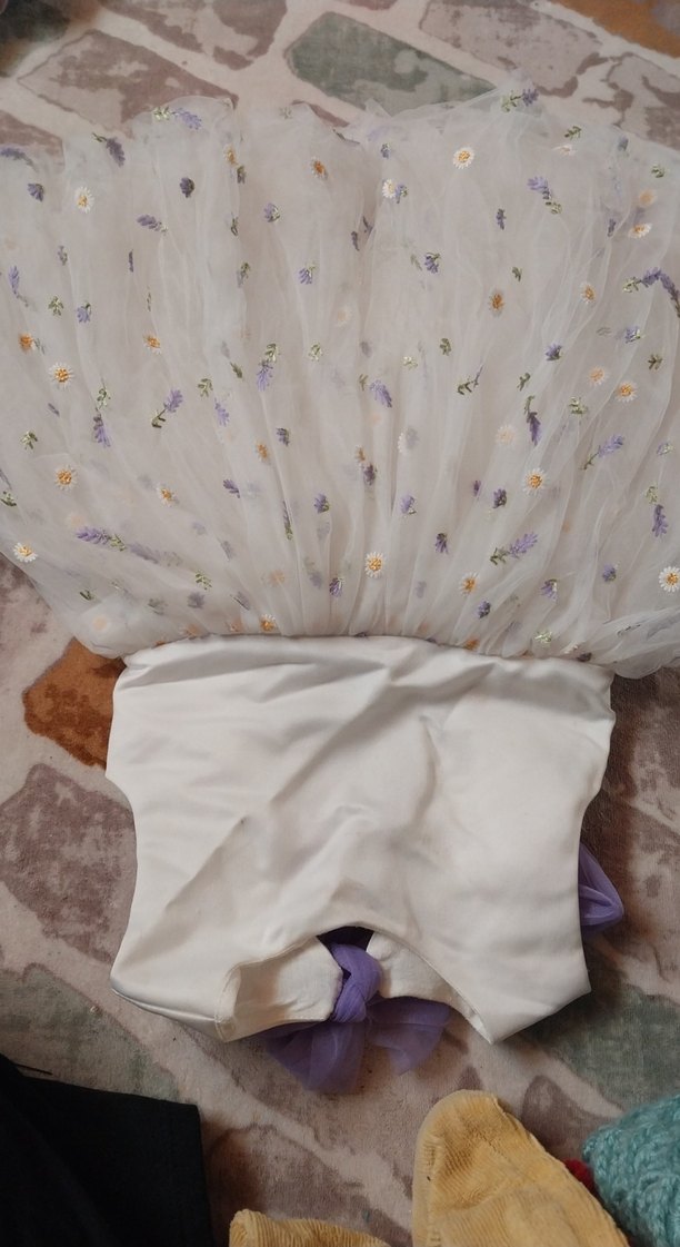 Kız Çocuk Beyaz Nakışlı Fırfırlı Elbise - Görsel 5