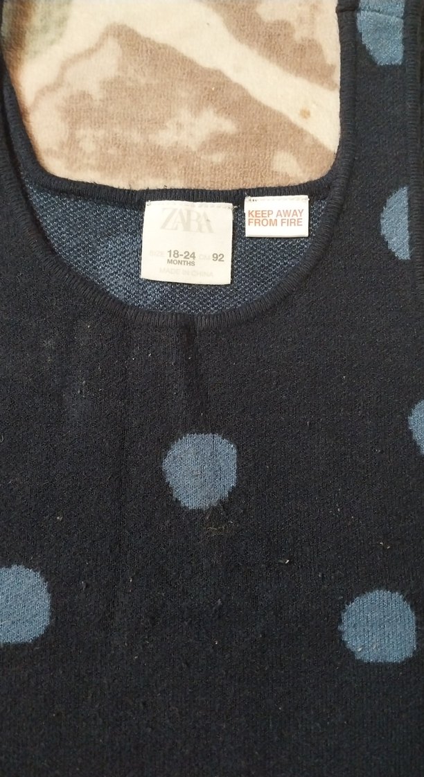 Kız Çocuk Sarı Kolsuz Örgü Süveter - Görsel 4