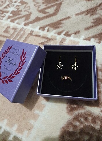 Yıldız küpe kalp yüzük set