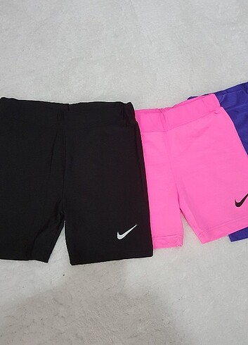 3 adet Nike biker şort