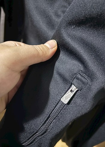 Nike Siyah Fermuarlı Sweatshirt - Görsel 3