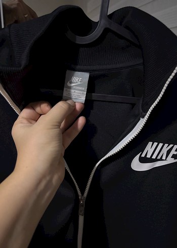 Nike Siyah Fermuarlı Sweatshirt - Görsel 2