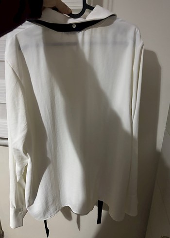 Düğmeli Beyaz Uzun Kollu Kadın Gömlek - Görsel 5