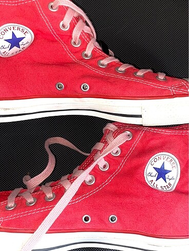 42 Beden Kırmızı Converse
