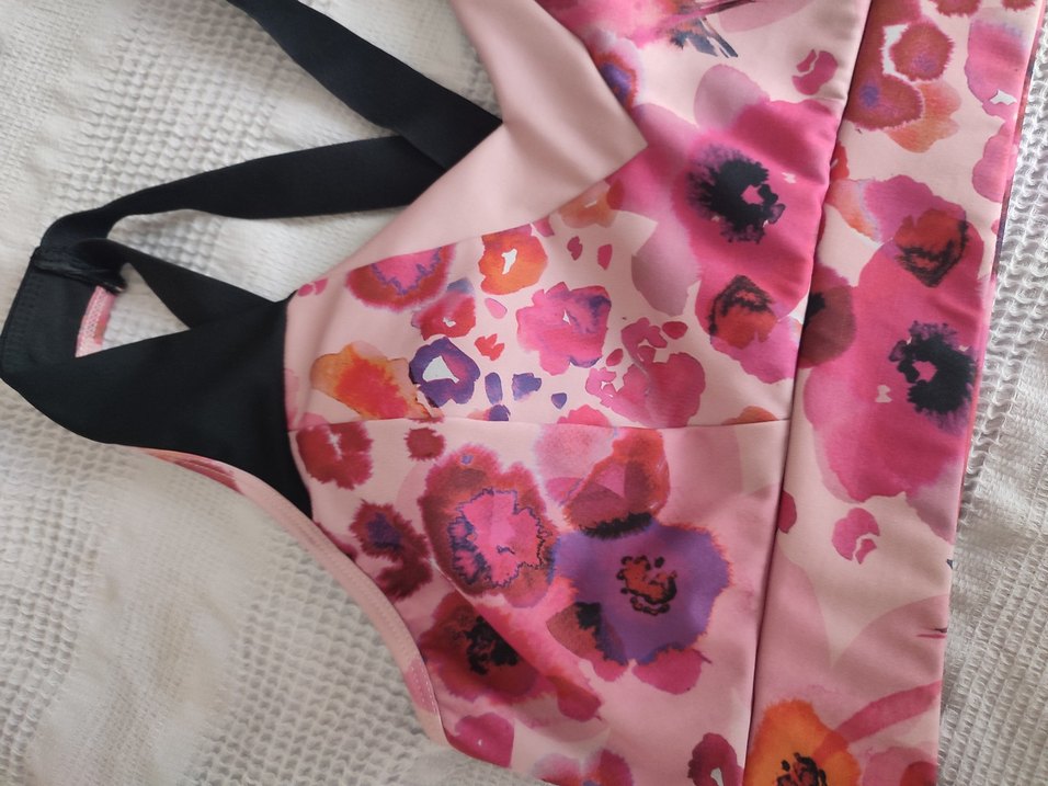 Pembe Çiçek Desenli Dagi Spor Sütyeni - Görsel 2