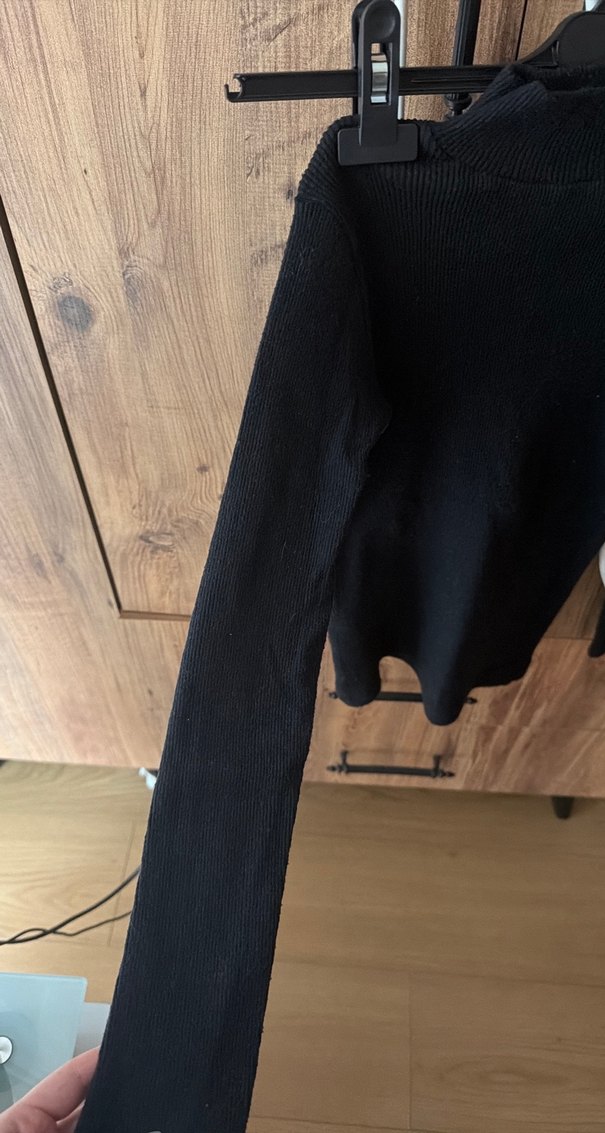 Siyah Kadın Balıkçı Yaka Triko Kazak - Görsel 2