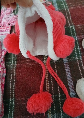 Renkli Nakışlı Çocuk Bere, Atkı ve Eldiven Seti - Görsel 4