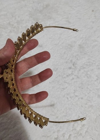 Parlak Altın Renkli Kadın Taç - Görsel 5