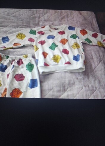 5 yaş erkek çocuk pijama takımı  - Görsel 3