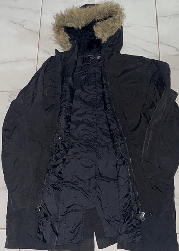 Siyah Kürklü Kapüşonlu Erkek Mont - Görsel 6