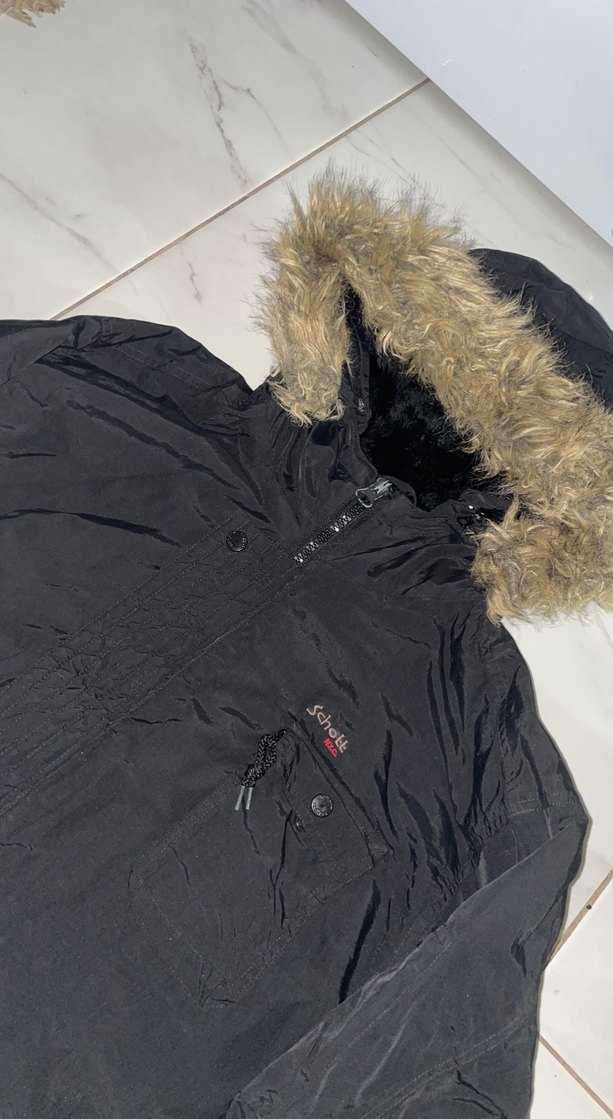 Siyah Kürklü Kapüşonlu Erkek Mont - Görsel 3