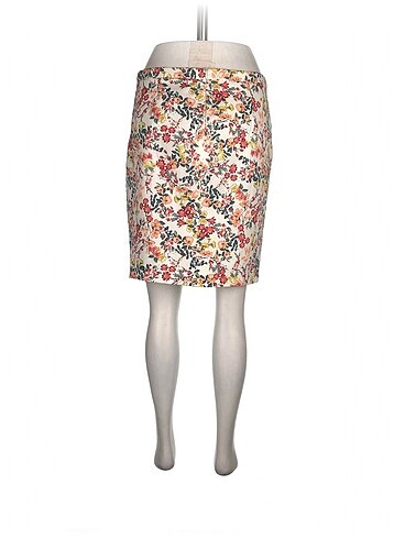 40 Beden Stradivarius Mini Etek %70 İndirimli.