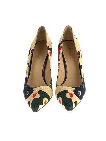 40 Beden Nine West Stiletto %70 İndirimli.