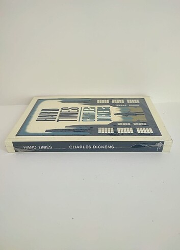 Beden Renk Hard Times Charles Dickens