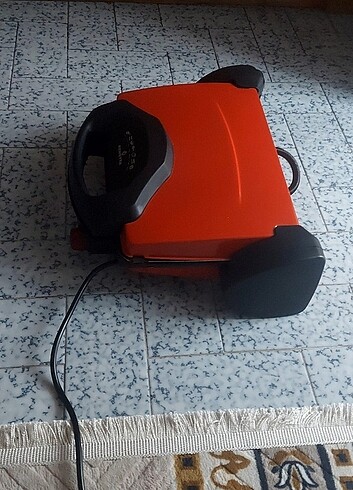 Tost makinası 