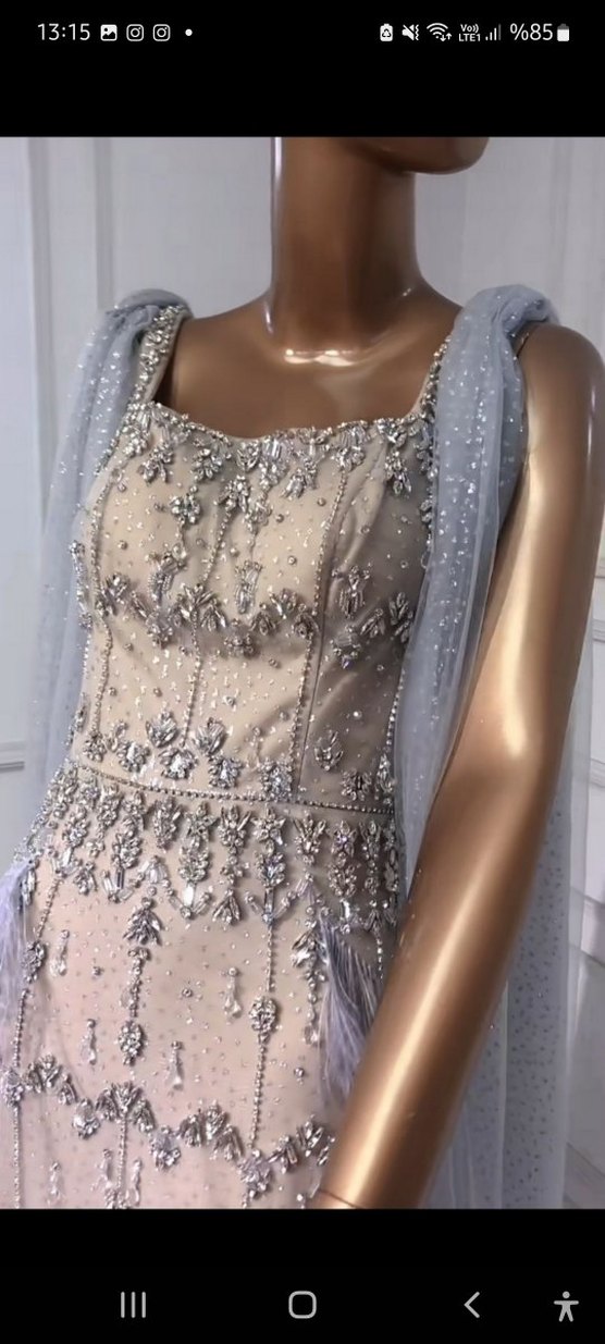 İthal Gri Nakışlı Uzun Drapeli Straplez Abiye - Görsel 3