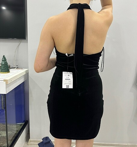 l Beden Bershka siyah elbise