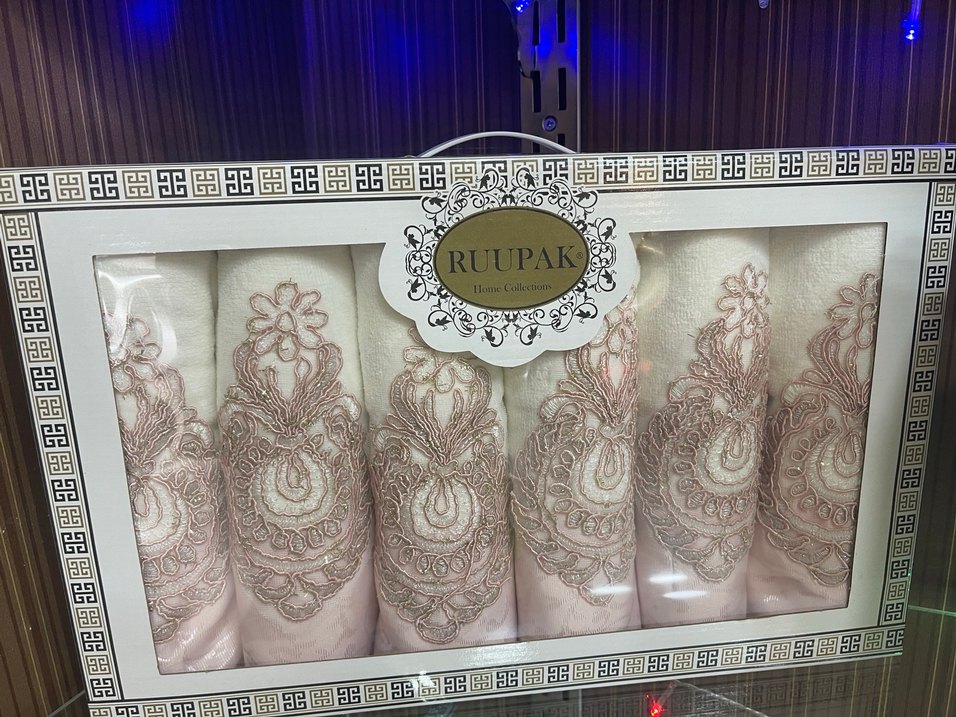 İşlemeli Beyaz ve Gri Havlu Seti - Görsel 2