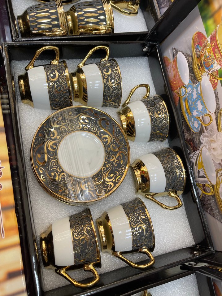 Beyaz ve Altın Detaylı Kahve Fincan Takımı - Görsel 3