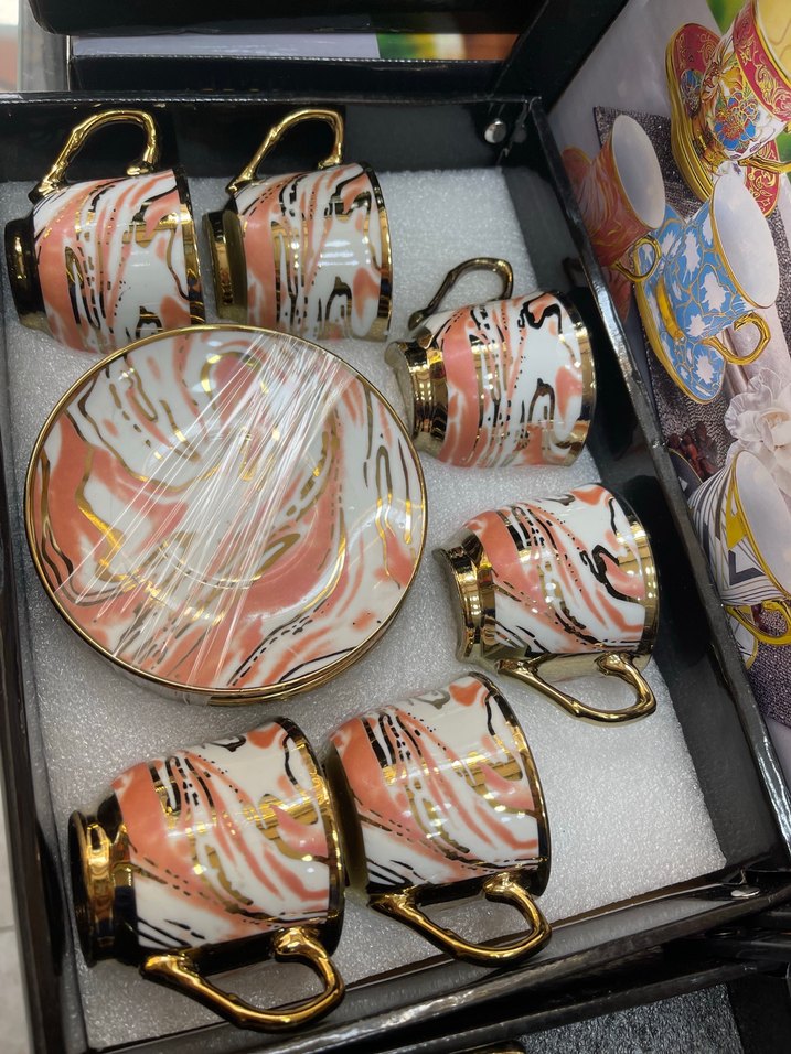 Beyaz ve Altın Detaylı Kahve Fincan Takımı - Görsel 5