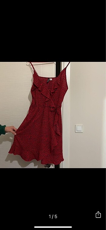 H&M Kırmızı Leoparlı Elbise